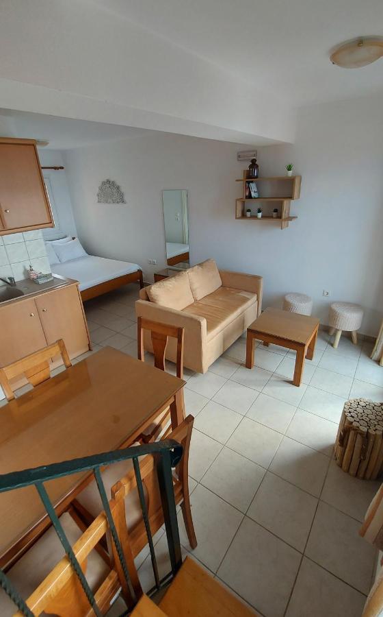 C-View Apartments Megalochori  Ngoại thất bức ảnh