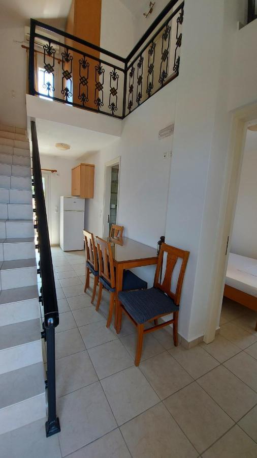 C-View Apartments Megalochori  Ngoại thất bức ảnh