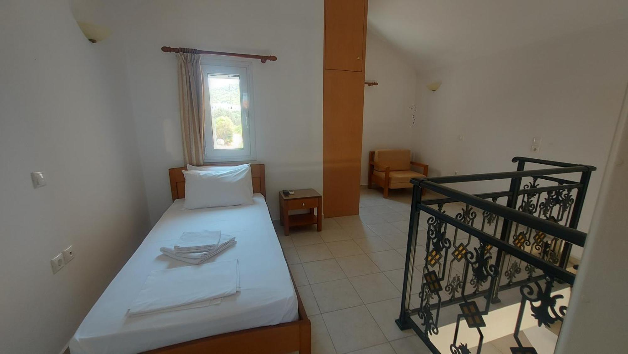 C-View Apartments Megalochori  Ngoại thất bức ảnh